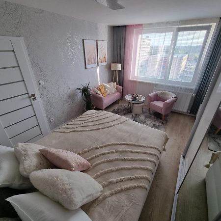 Alpha Apartman Malacky Esterno foto