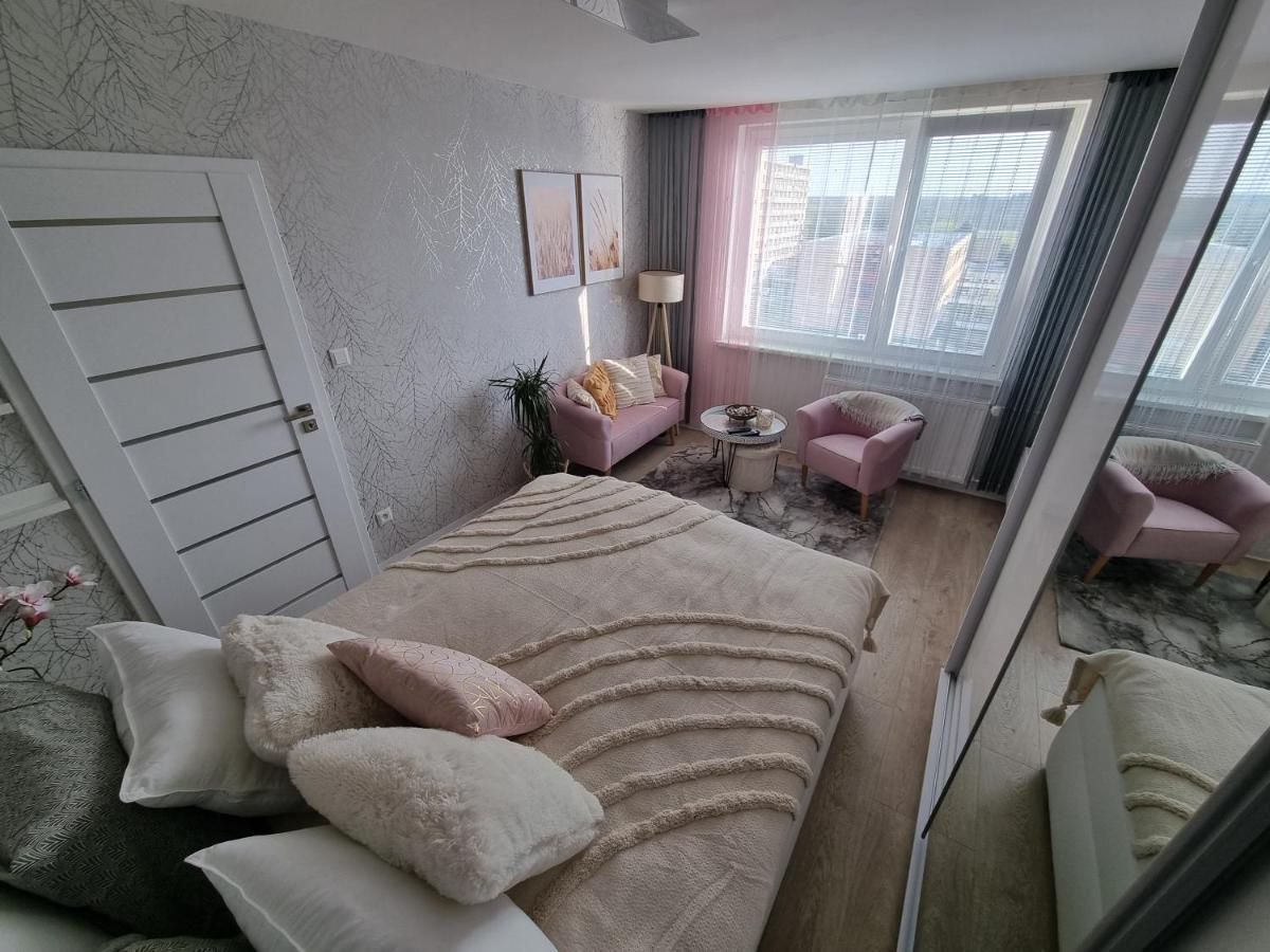 Alpha Apartman Malacky Esterno foto